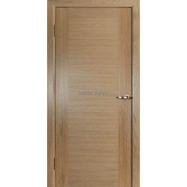 Klasiskas iekšdurvis ar gludu dabīga ozolkoka finierējumu.