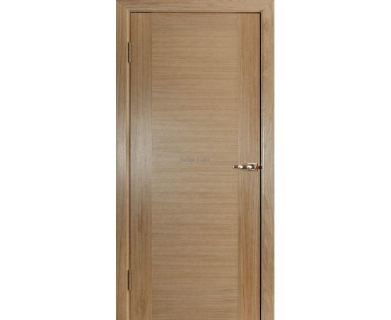 Klasiskas iekšdurvis ar gludu dabīga ozolkoka finierējumu.